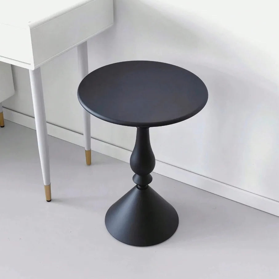 Nordic-Style Coffee Table, Movable Sofa Side Table, Luxury Elegant Small Round Table for Home or Simple Bedside Table