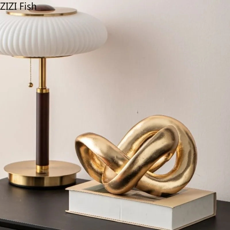 Abstract Circular Sculpture Golden Resin Ornament Desktop Knot Sculpture Display Model Handicrafts Figurines Decoration Crafts