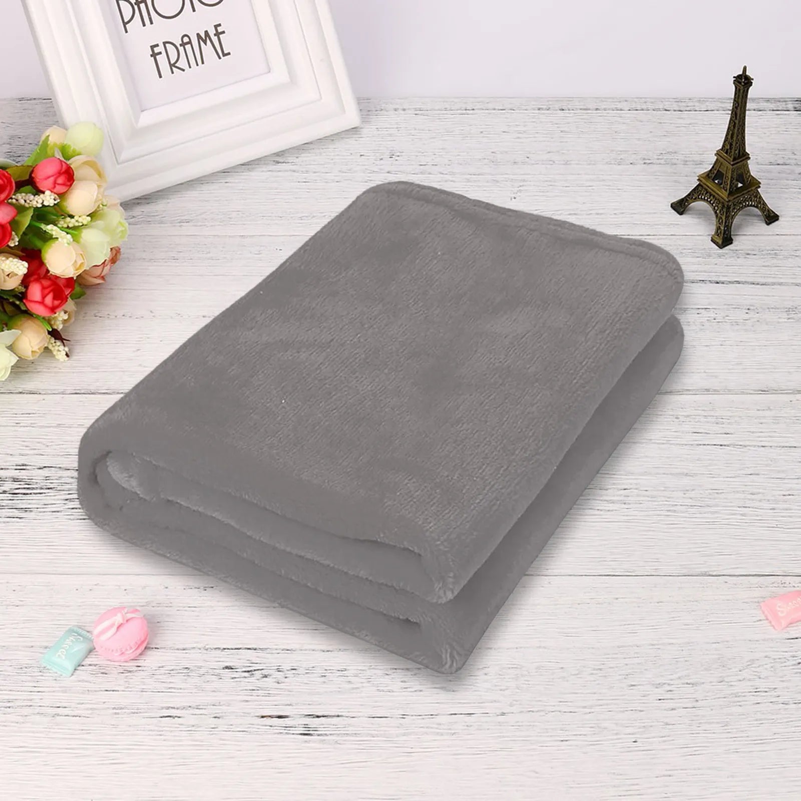 Solid Flannel Coral Blanket, Small Fleece Sheet, Super Warm Solid Micro-Plush Fleece Throw Blanket, Sofa and Bedding Essential