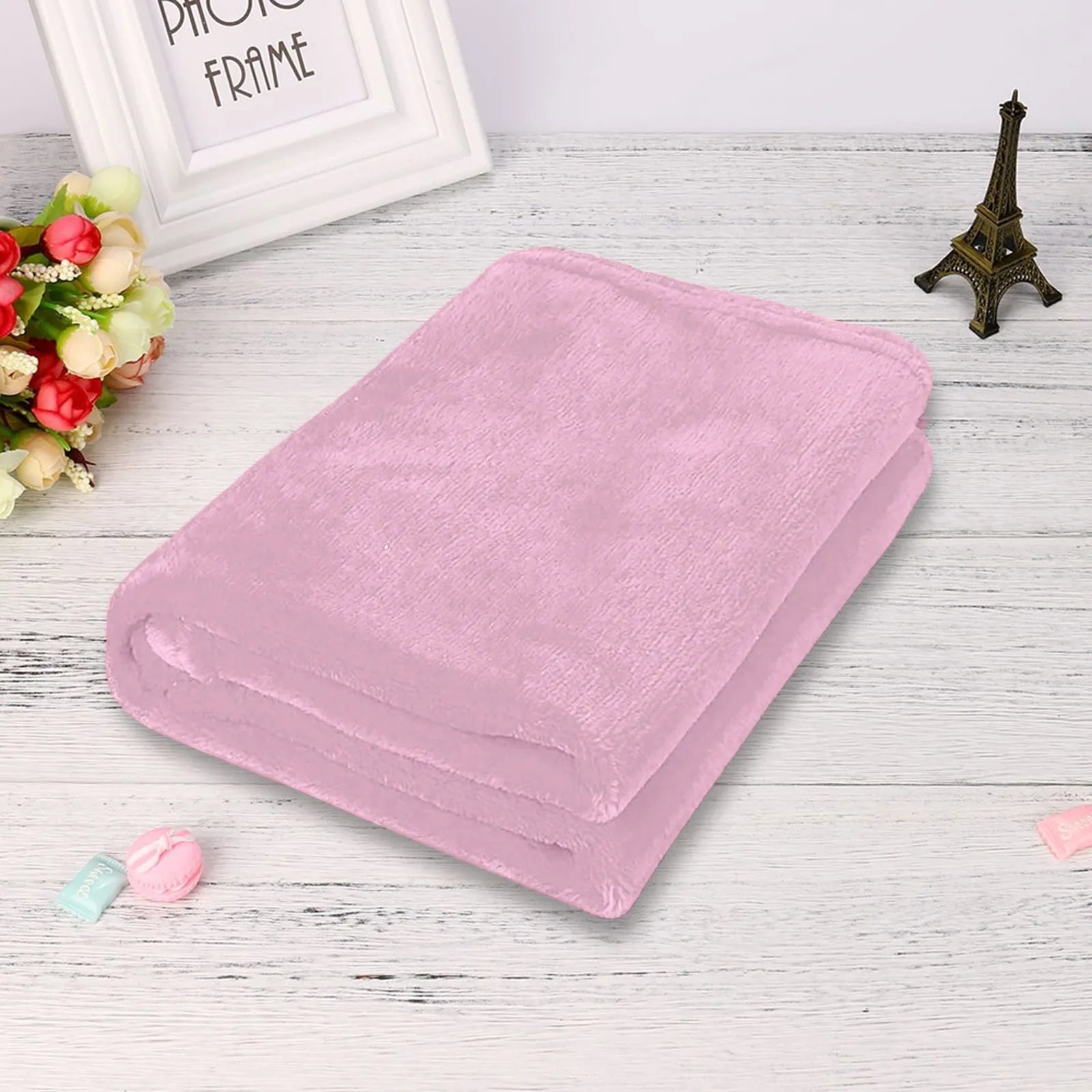 Solid Flannel Coral Blanket, Small Fleece Sheet, Super Warm Solid Micro-Plush Fleece Throw Blanket, Sofa and Bedding Essential
