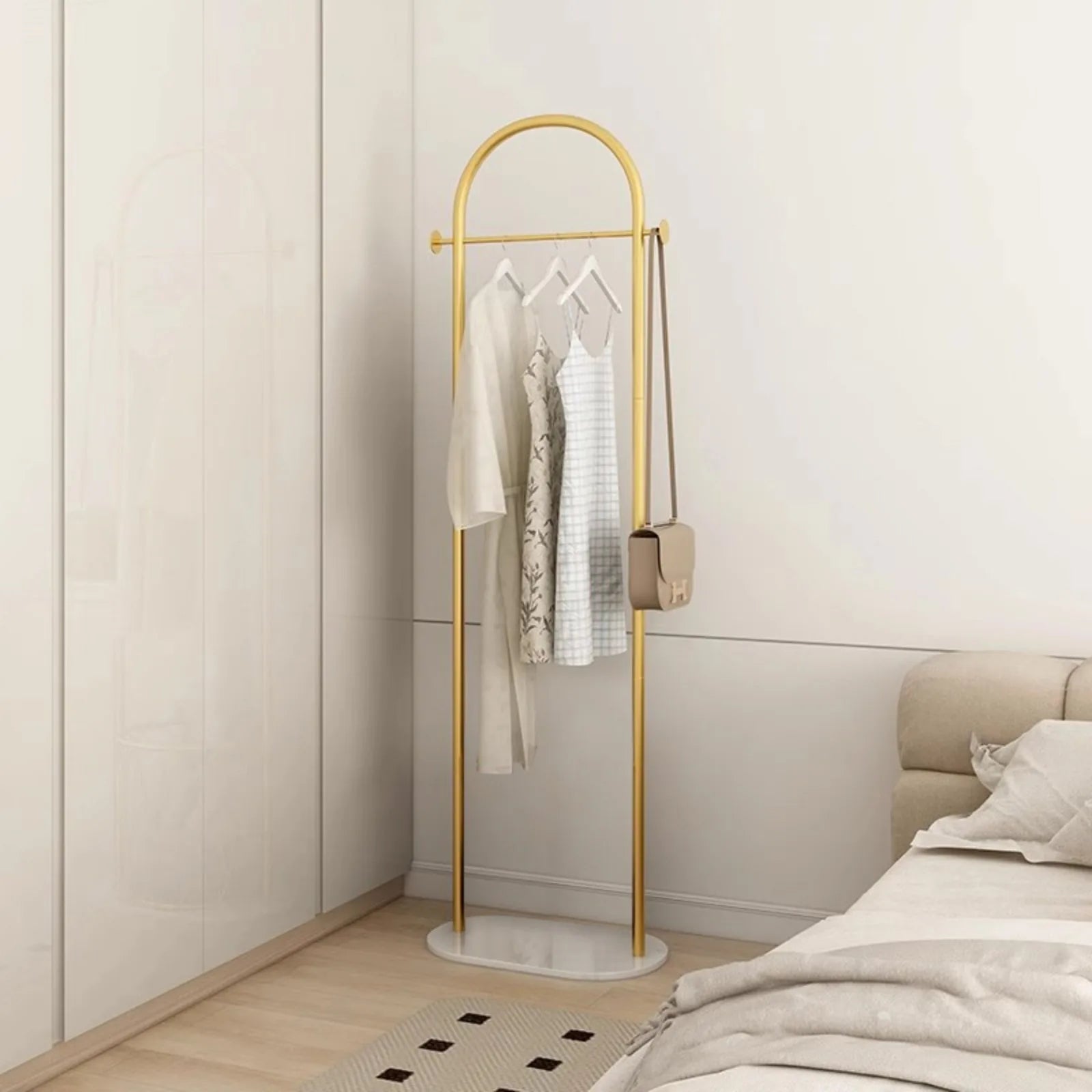 Clothes Rack Floor-Standing Bedroom Space-Saving Clothes Rack Modern Simple Home Living Room Clothes Rack Indoor Coat Rack
