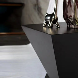 Nordic Simple Coffee Table Metal Art Living Room Table Side Table Creative Bedroom Bedside Table Living Room Table