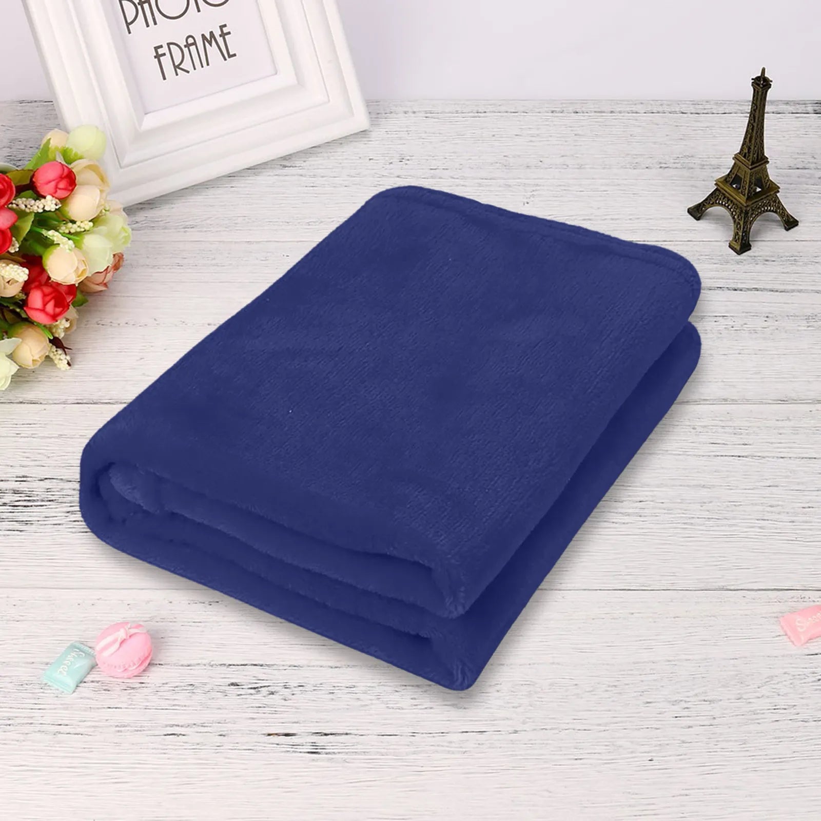 Solid Flannel Coral Blanket, Small Fleece Sheet, Super Warm Solid Micro-Plush Fleece Throw Blanket, Sofa and Bedding Essential