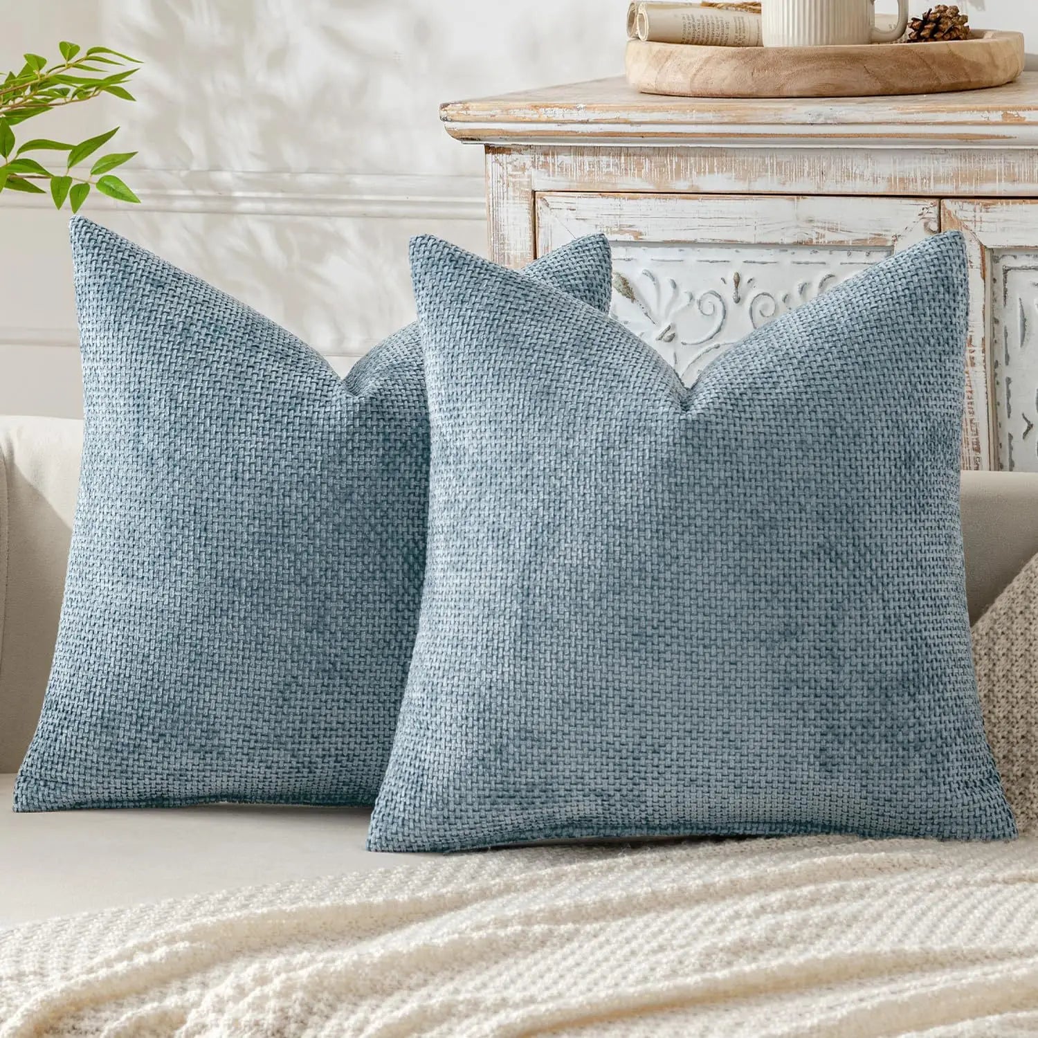 2Pcs Chenille Knitted Throw Pillow Covers Cross-Stitch Design Simple Solid Color Sofa Cushion Cover A Set Includes 2 Pillowcases
