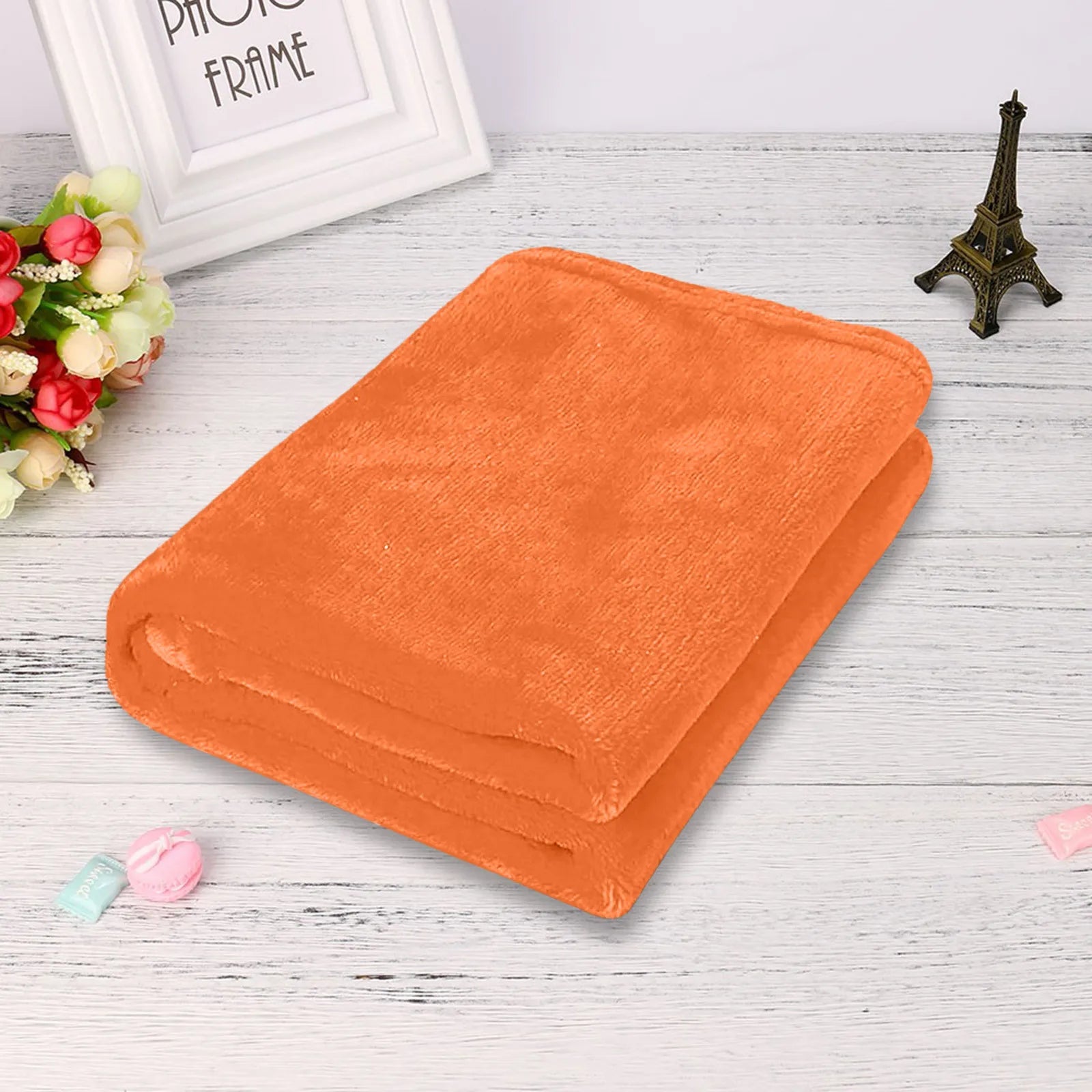 Solid Flannel Coral Blanket, Small Fleece Sheet, Super Warm Solid Micro-Plush Fleece Throw Blanket, Sofa and Bedding Essential